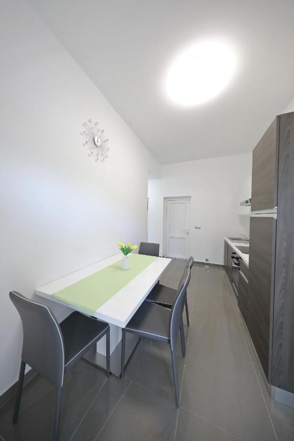 Rudi Apartment Vir