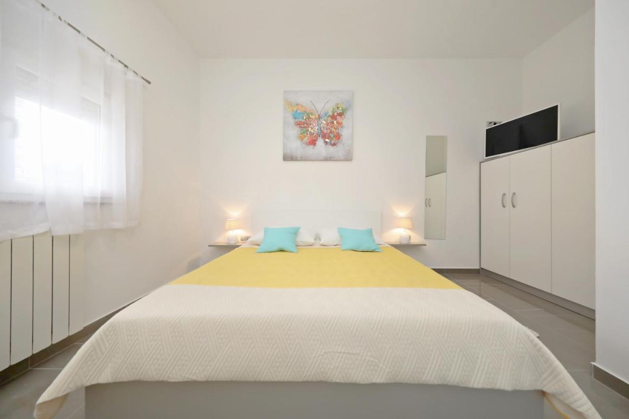 Rudi Apartment *