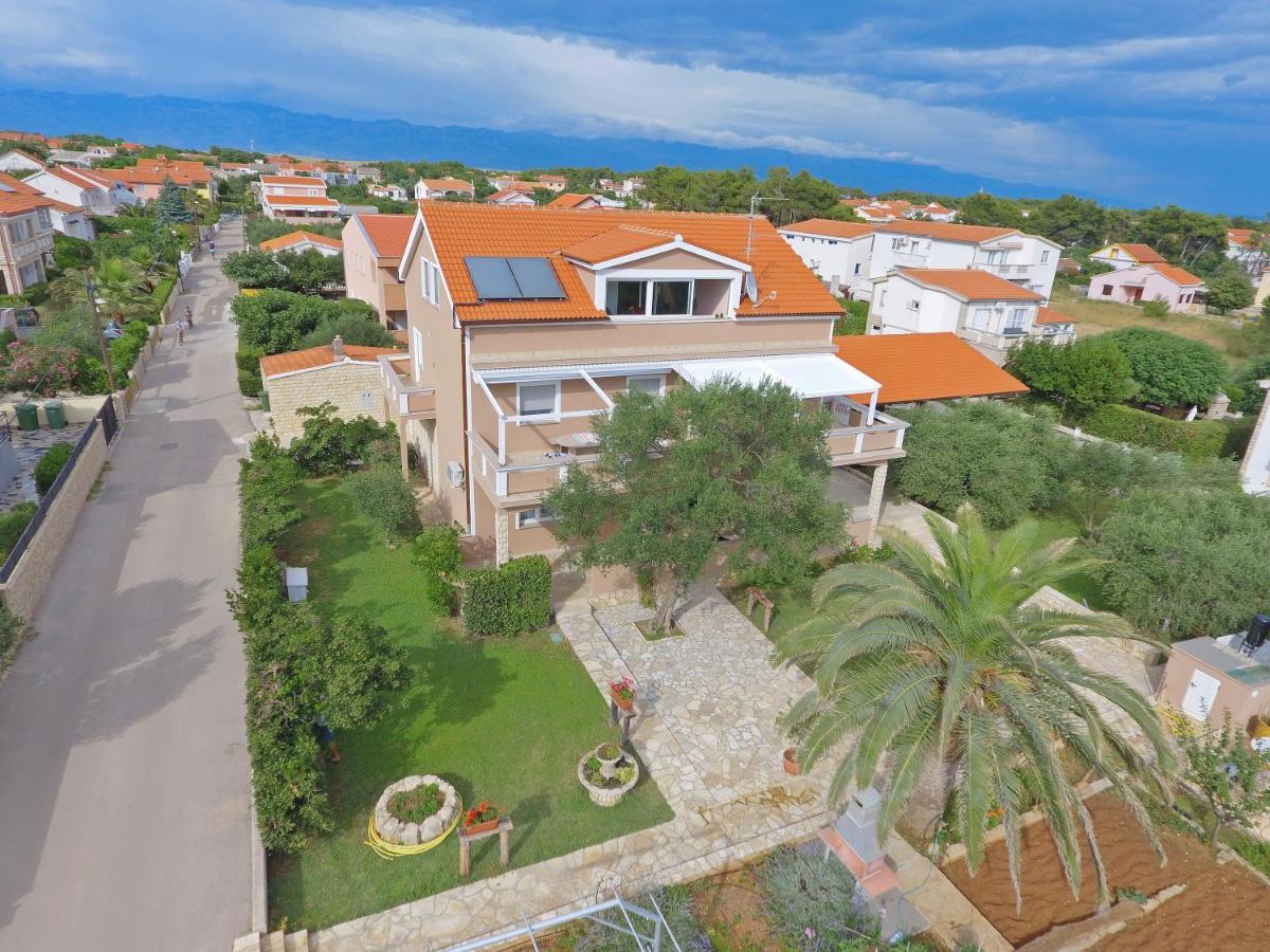 Rudi Apartment Vir