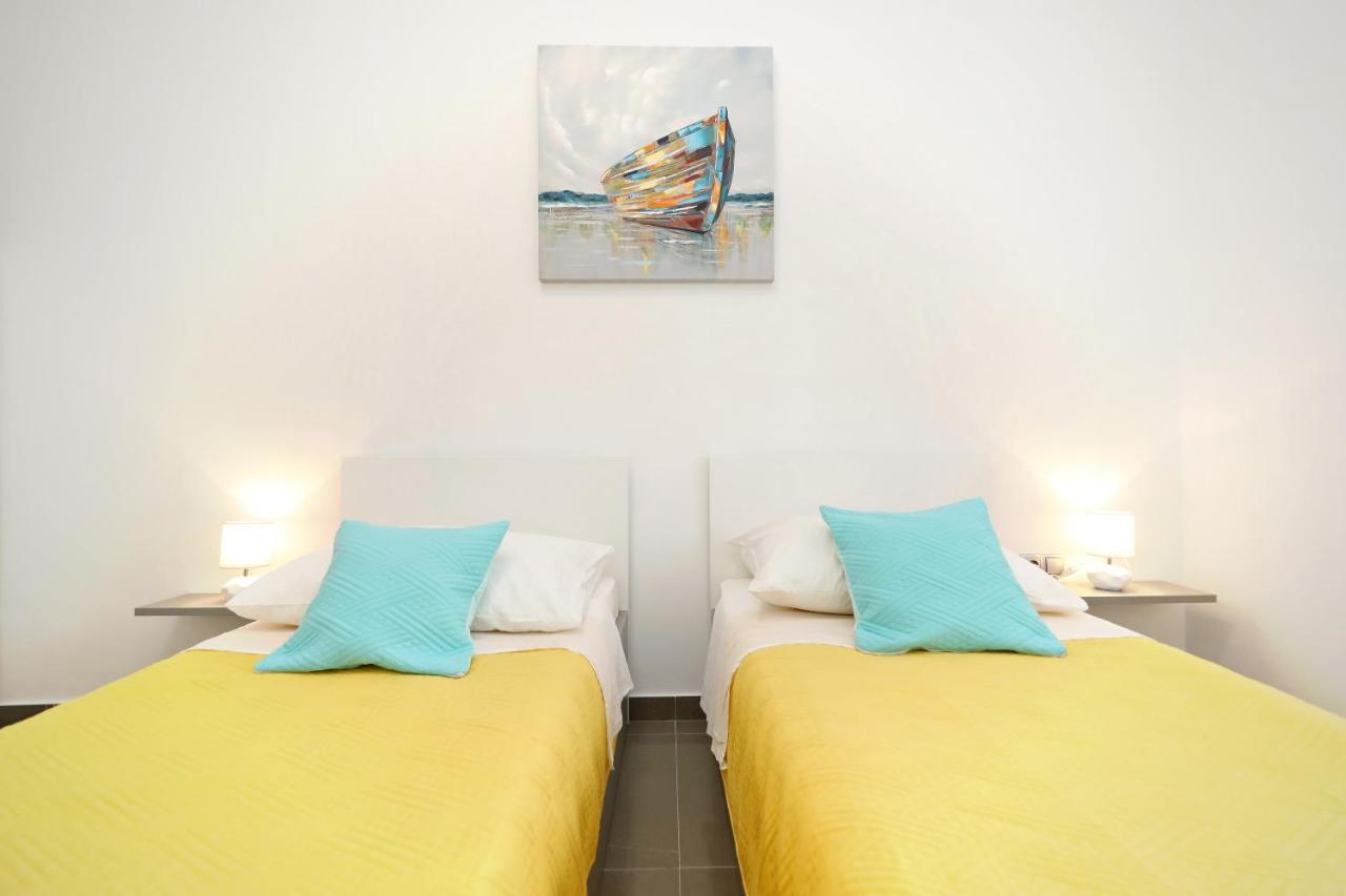 Rudi Apartment Vir
